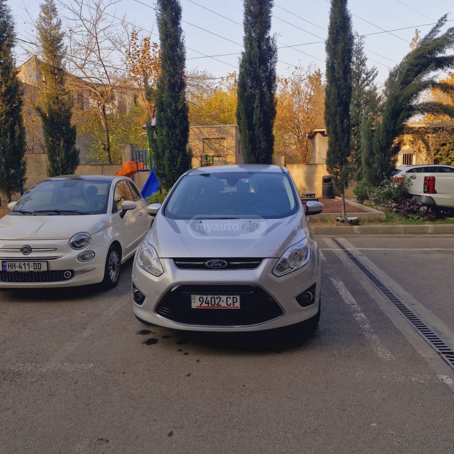 Ford C-Max 2013 — photo 2