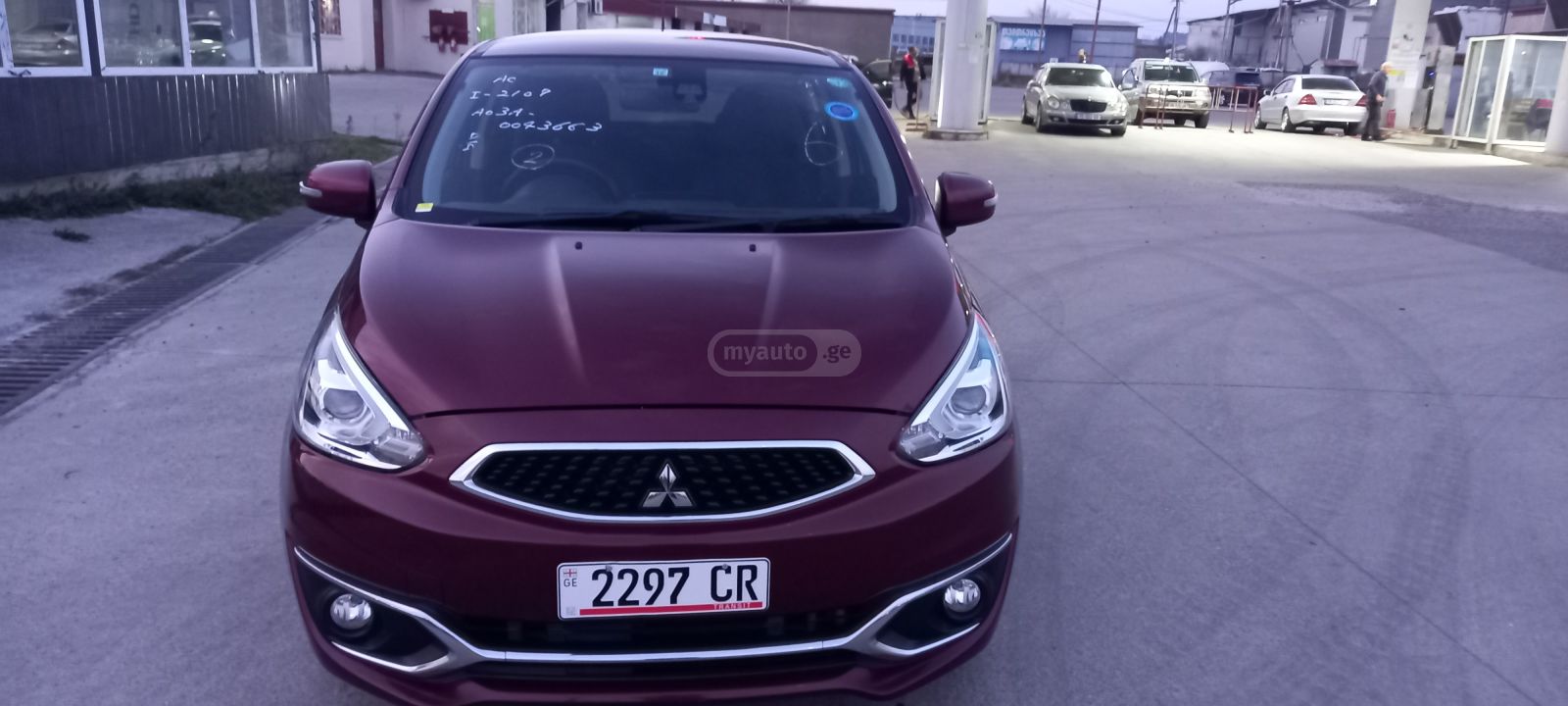 Mitsubishi Mirage 2017 — photo 2