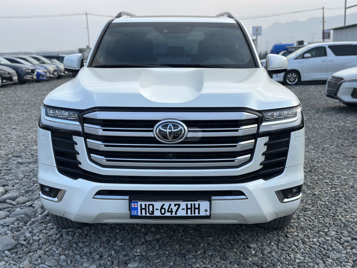 Toyota Land Cruiser 2023 — photo 2