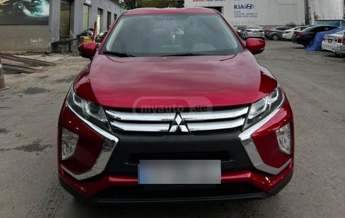 Mitsubishi Eclipse Cross 2018 — photo 2