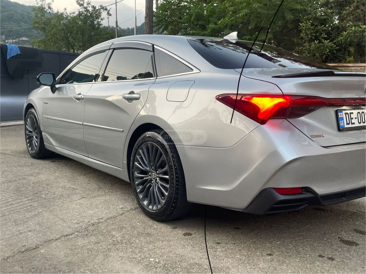 Toyota Avalon 2021 — photo 2