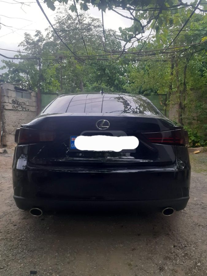 Lexus IS 350 2015 — photo 2