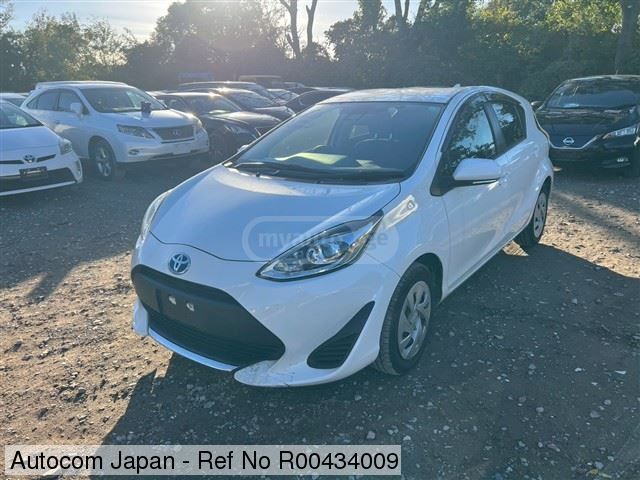 Toyota Aqua 2020 — photo 2