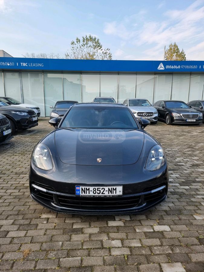 Porsche Panamera 2018 — photo 2