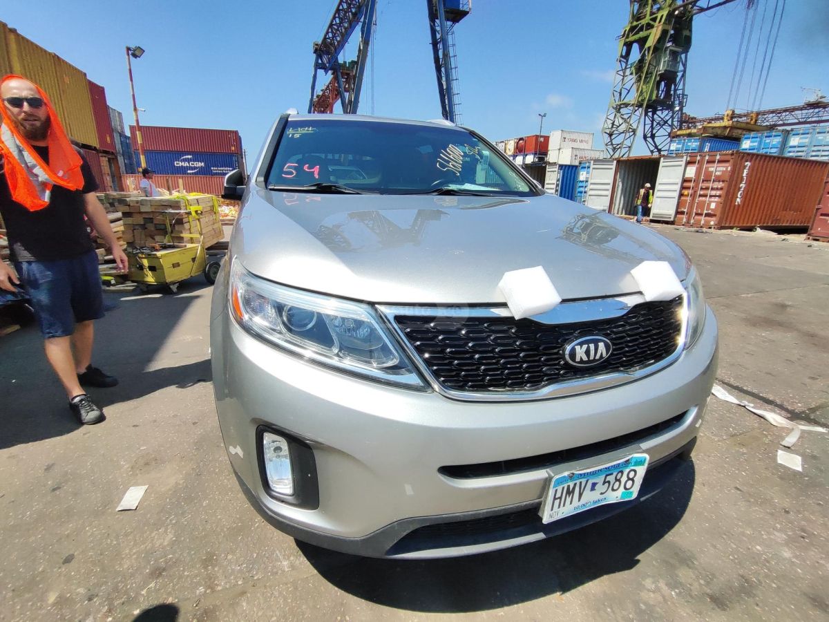 Kia Sorento 2014 — photo 2