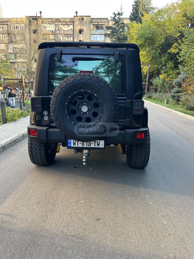 Jeep Wrangler 2010 — photo 2