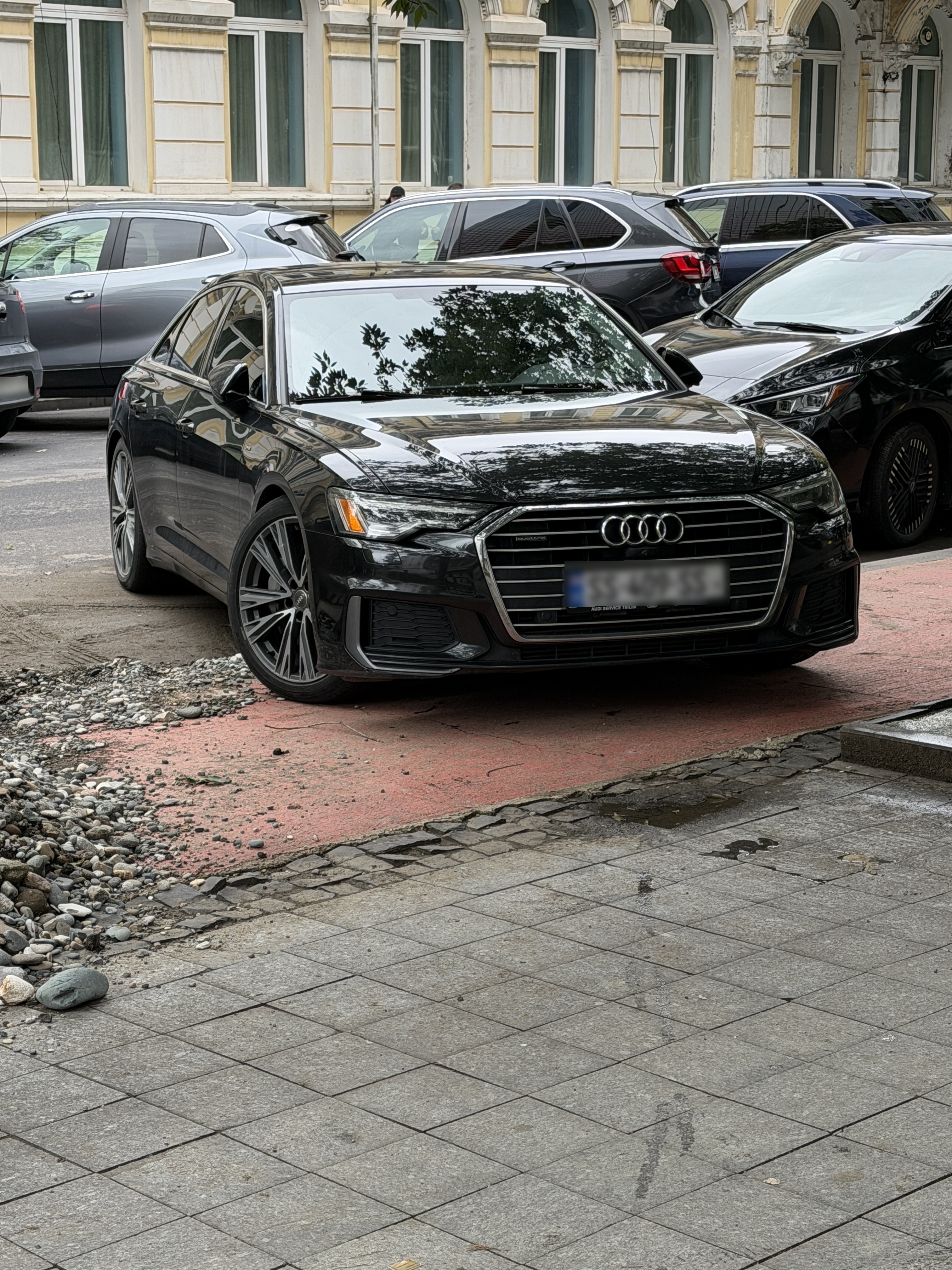 Audi A6 2019 — photo 2