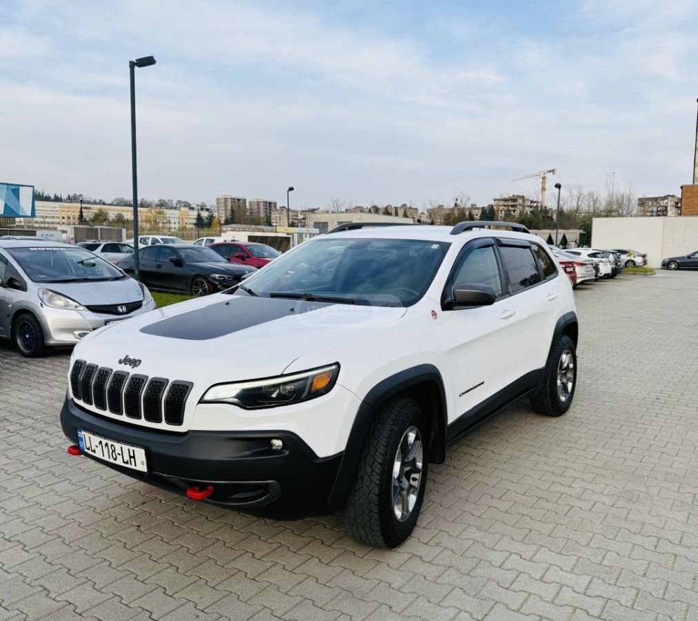 Jeep Cherokee 2018 — photo 2