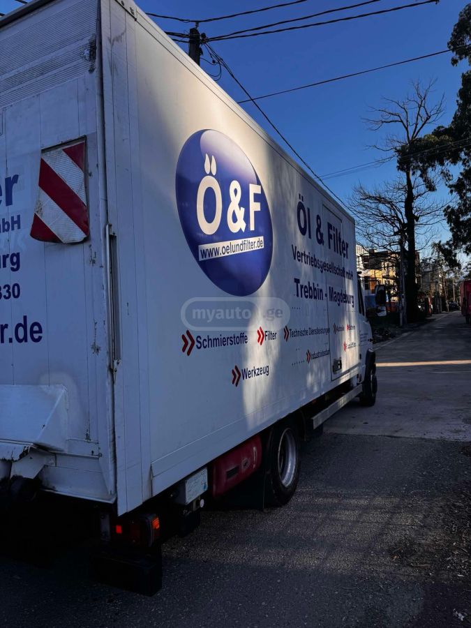Mercedes-Benz Vario 2013 — photo 2