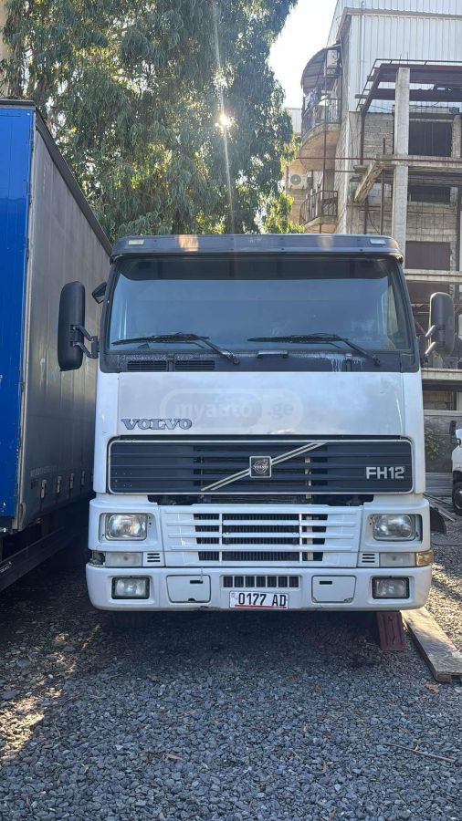 Volvo FH12 1998 — photo 2