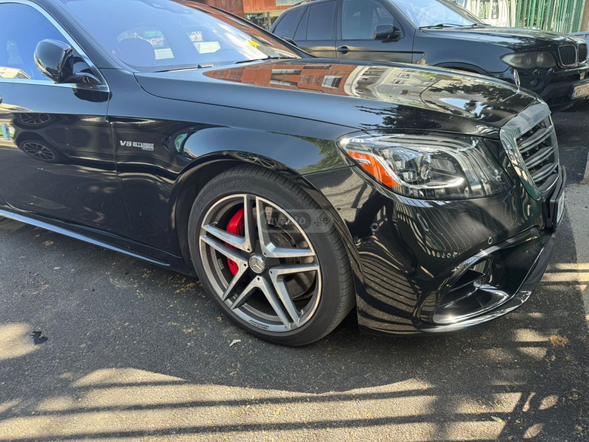 Mercedes-Benz S 63 AMG 2019 — photo 2