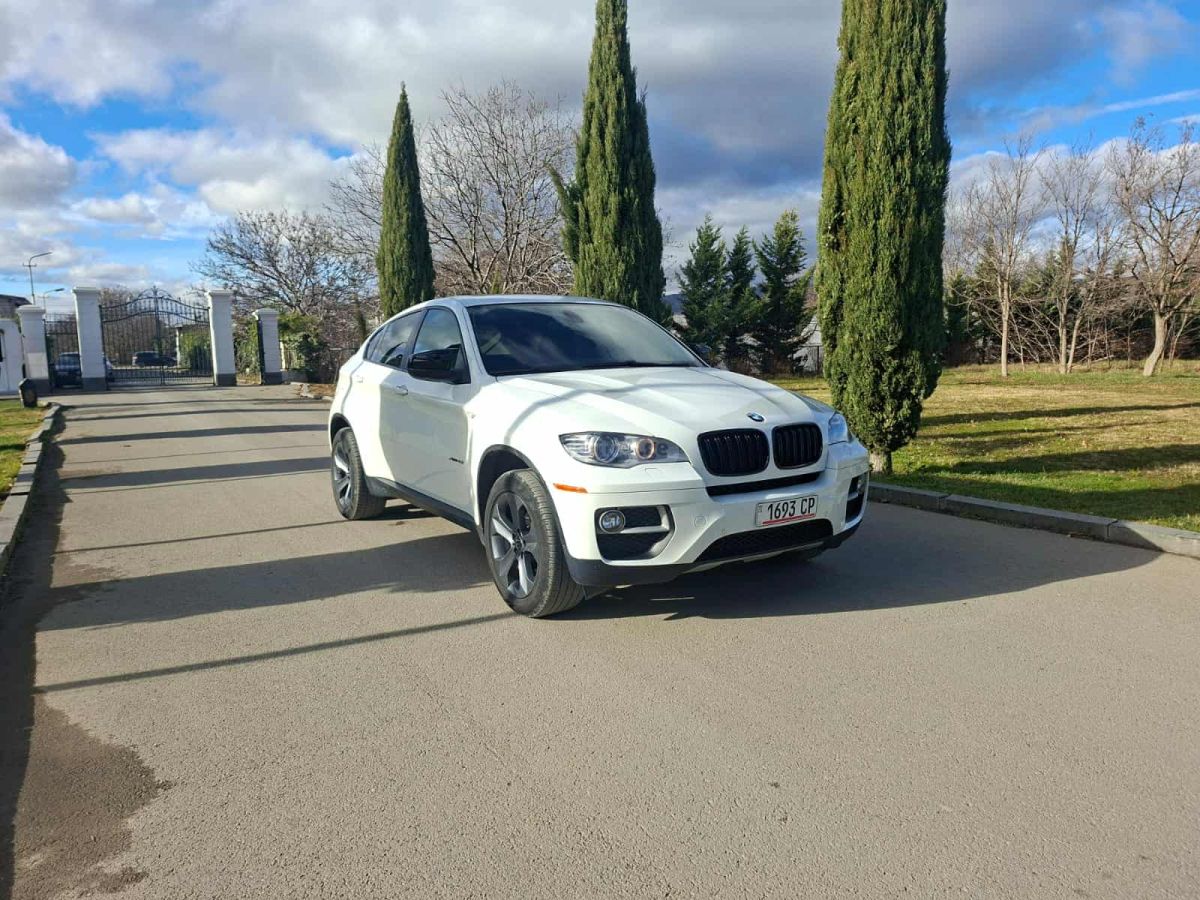 BMW X6 2014 — photo 2