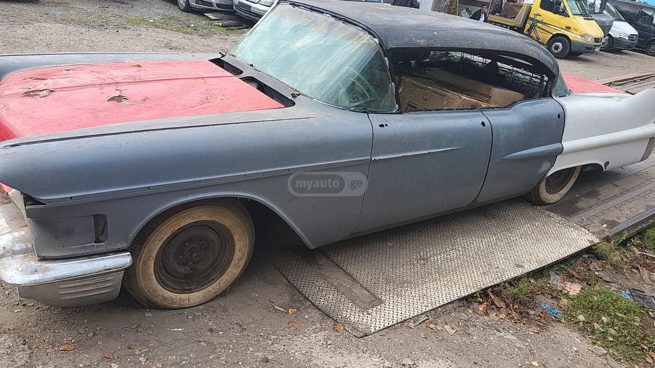 Cadillac Deville 1958 — photo 2