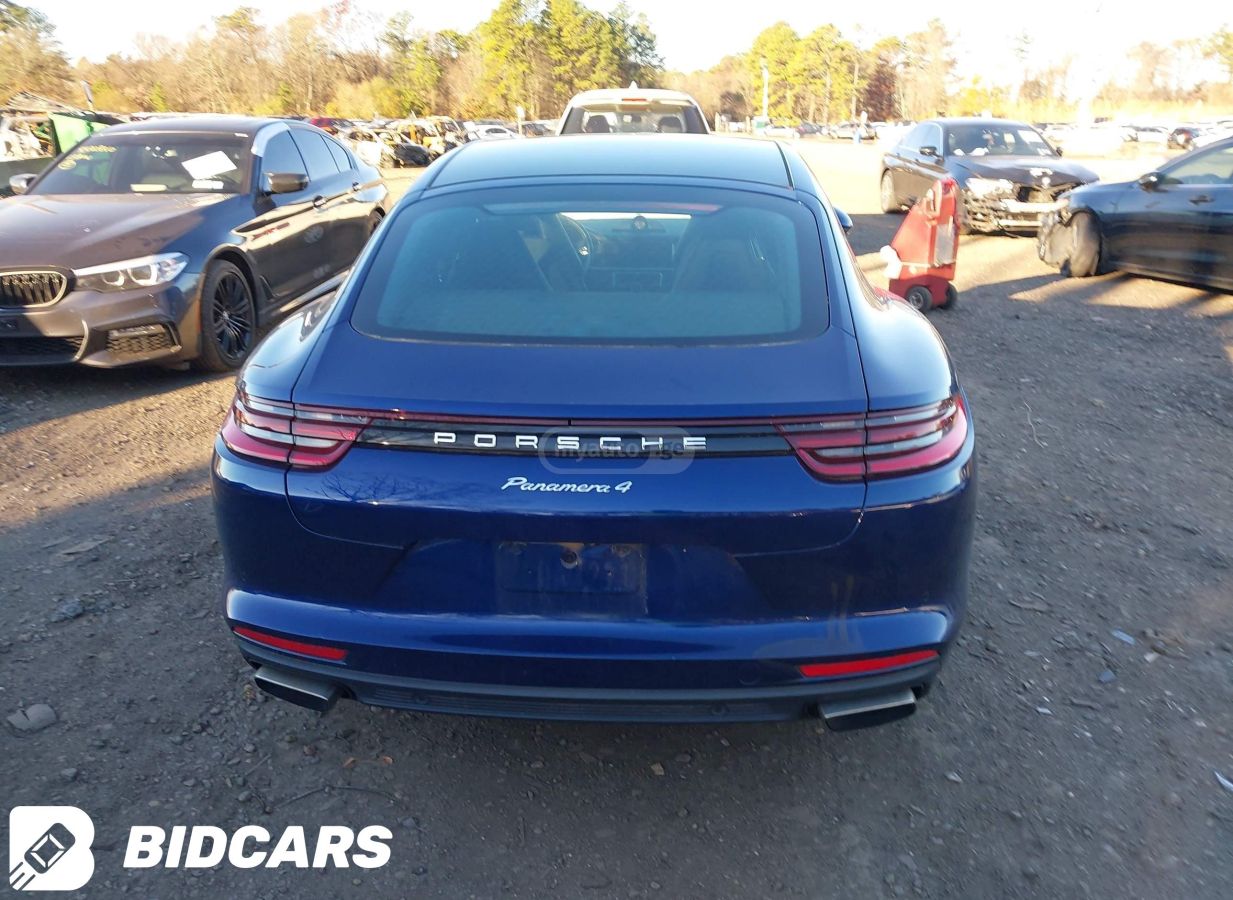 Porsche Panamera 2019 — photo 2