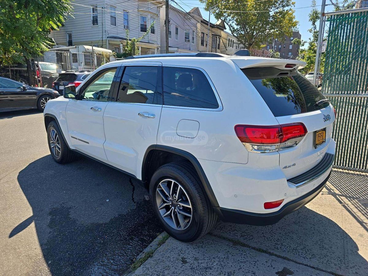 Jeep Grand Cherokee 2021 — photo 2