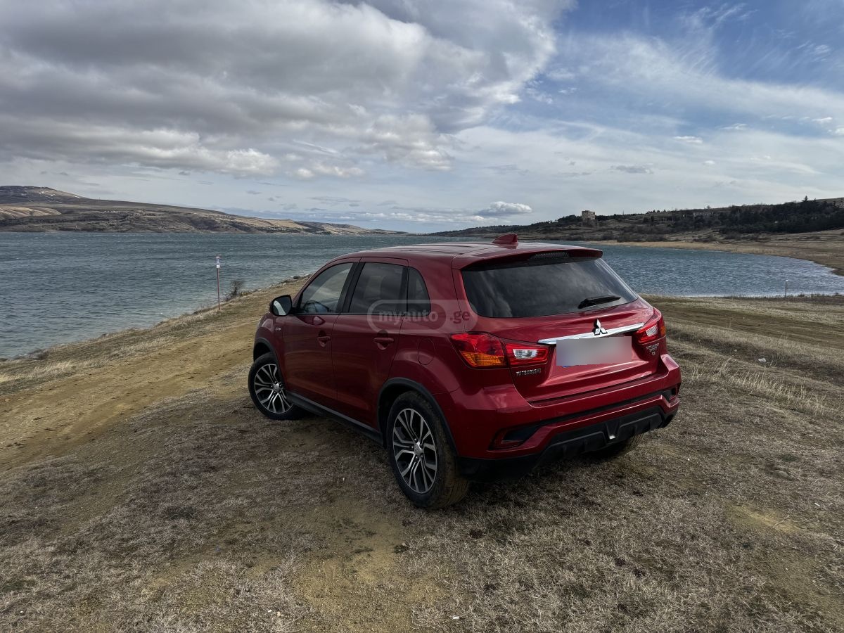 Mitsubishi Outlander Sport