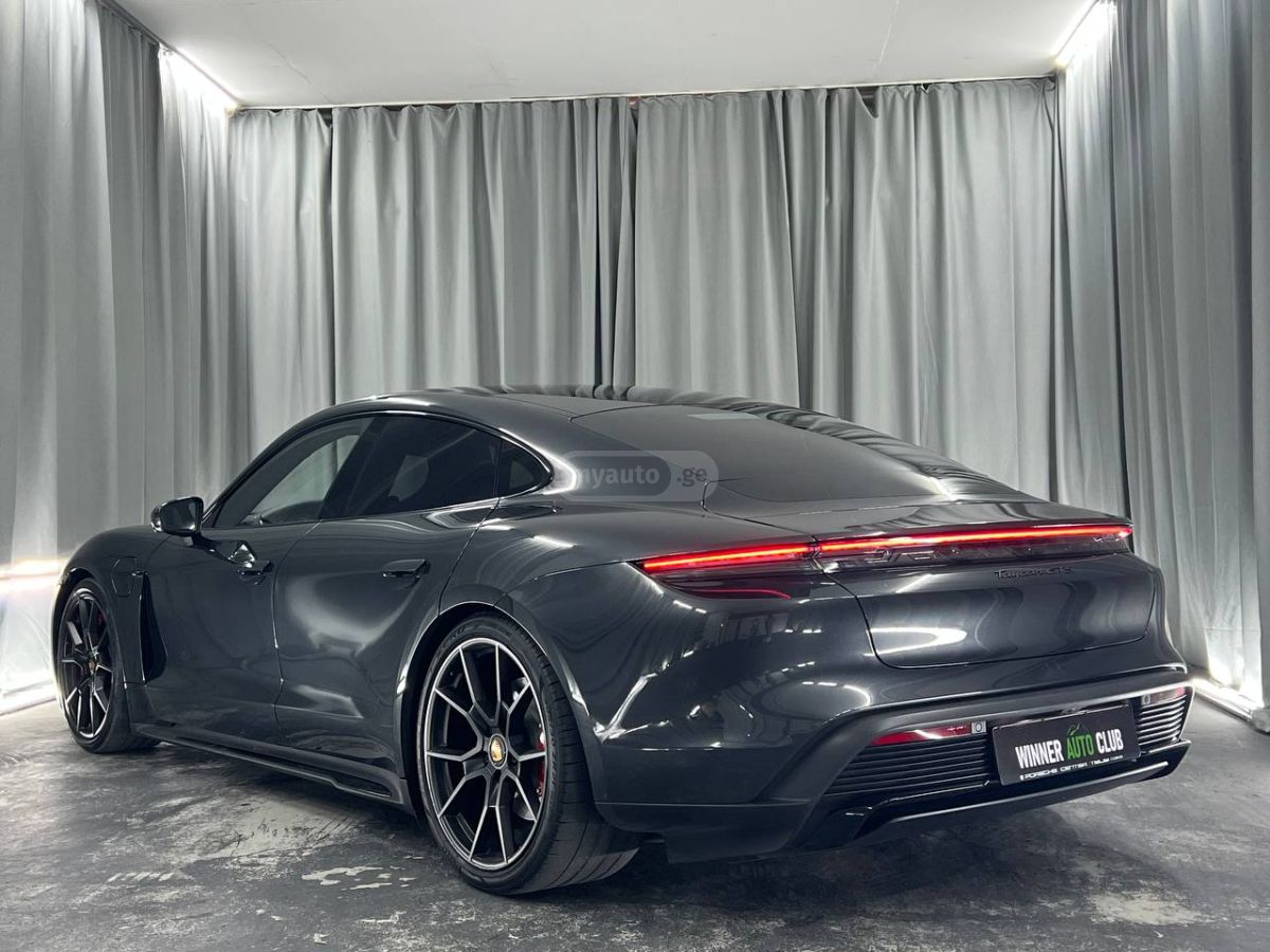 Porsche Taycan 4 S 2023 — photo 2