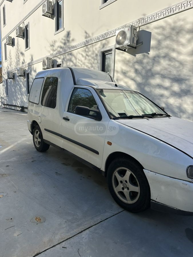 Volkswagen Caddy 1999 — photo 2
