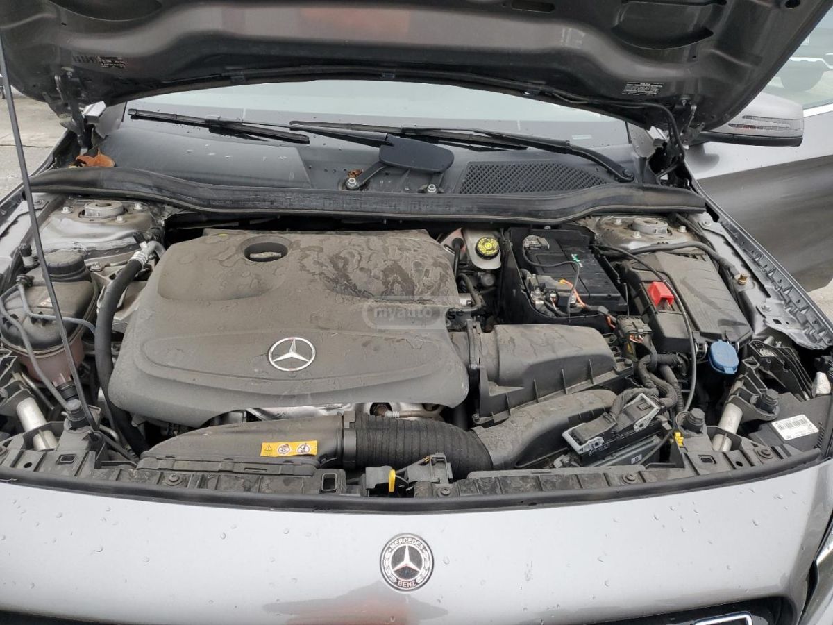 Mercedes-Benz GLA 250 2018 — photo 2