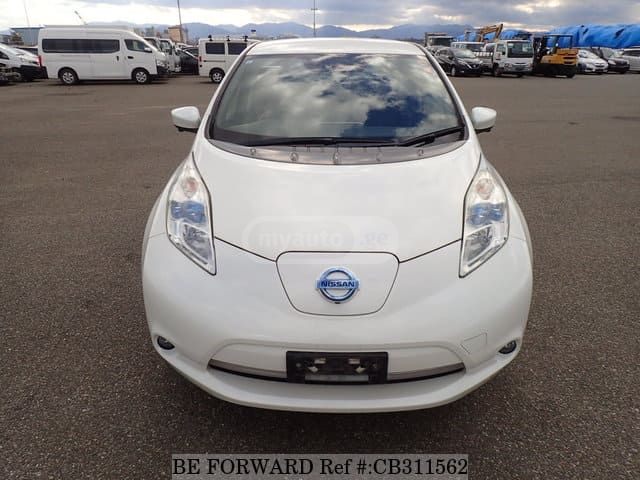 Nissan Leaf 2017 — photo 2