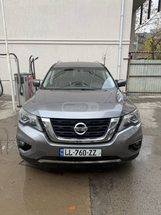 Nissan Pathfinder