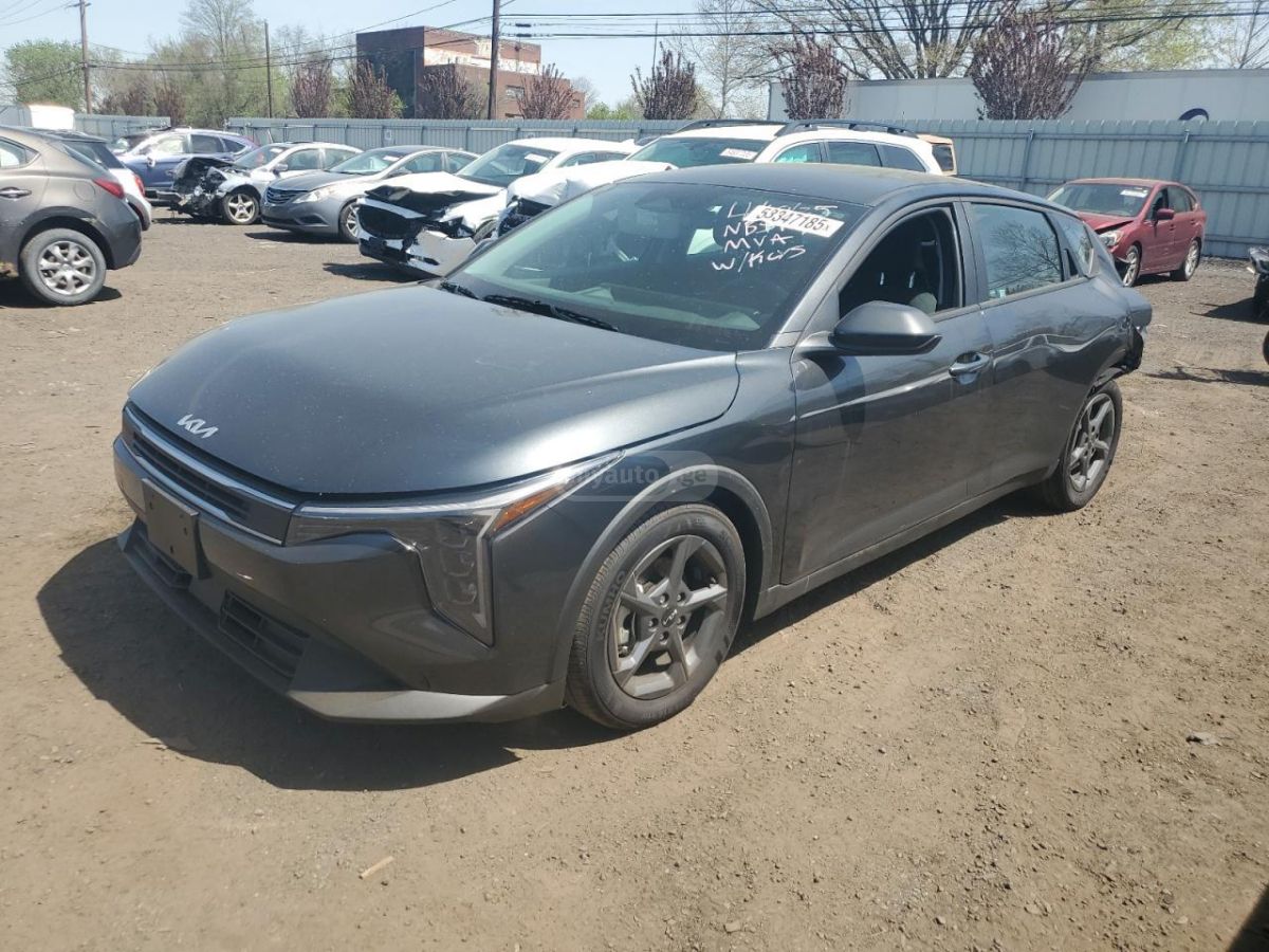 Kia K4