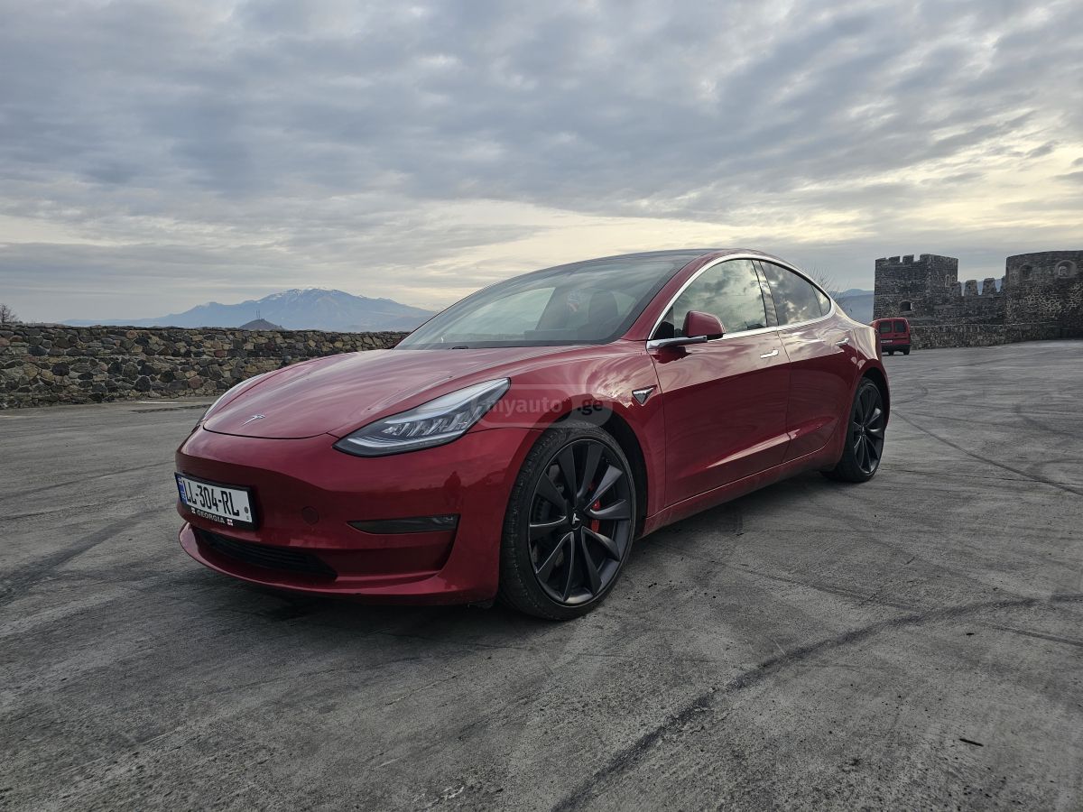 Tesla Model 3 2020 — photo 2