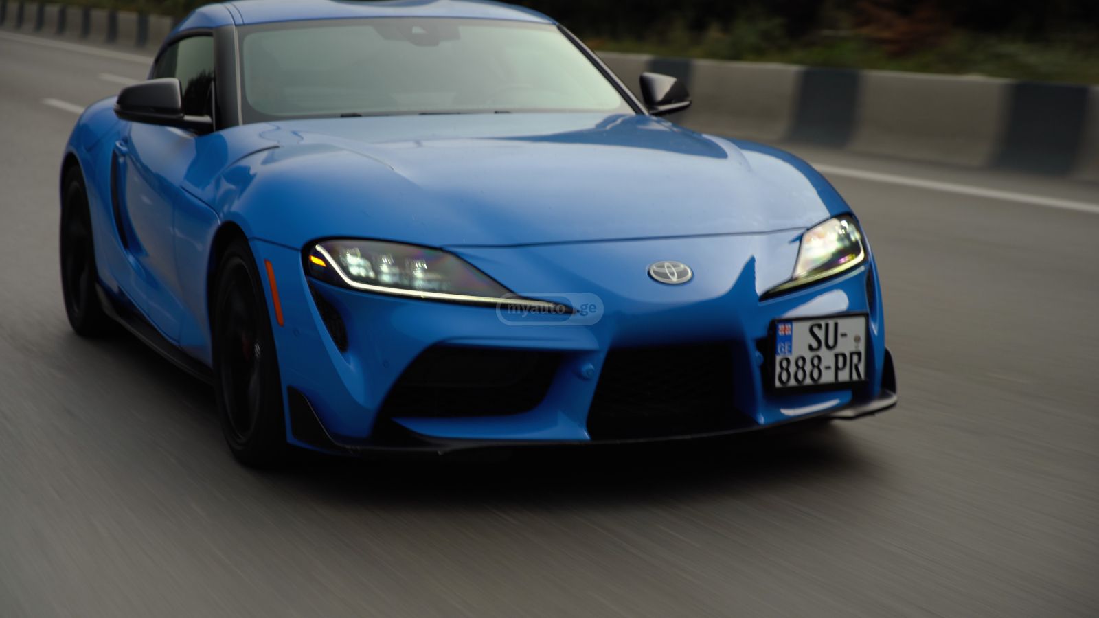 Toyota Supra 2021 — photo 2
