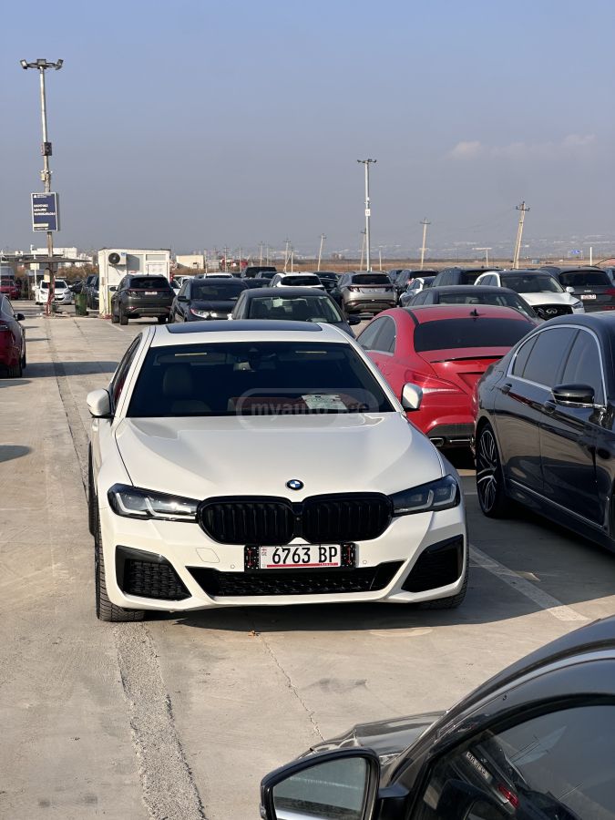 BMW 530 2022 — photo 2