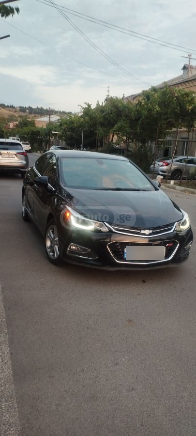 Chevrolet Cruze 2017 — photo 2