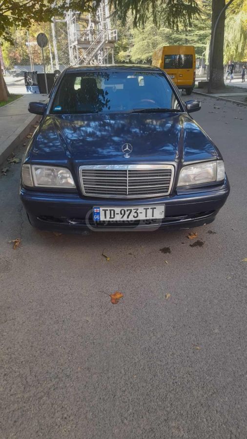 Mercedes-Benz C 200 1998 — photo 2