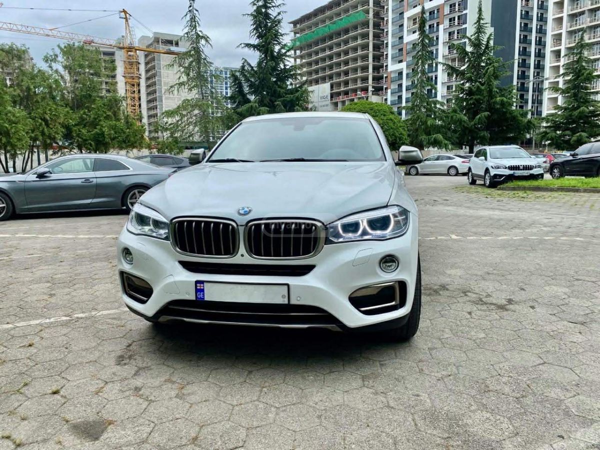 BMW X6