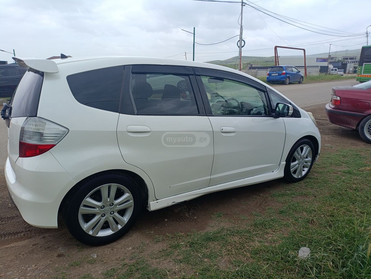Honda Fit 2012 — photo 2