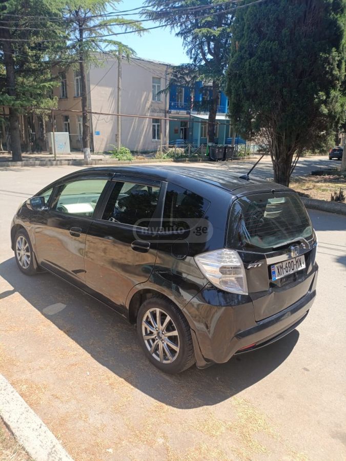 Honda Fit 2012 — photo 2