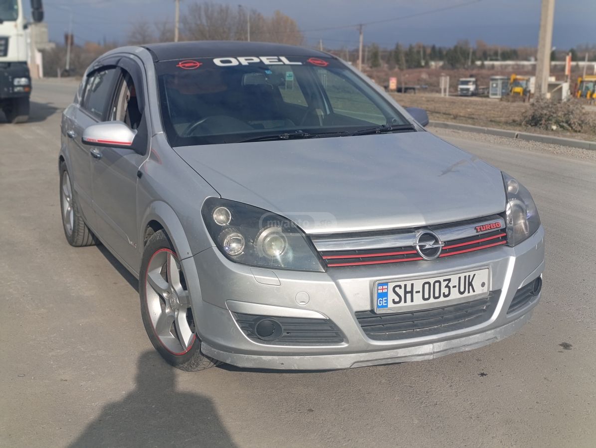 Opel Astra 2005 — photo 2
