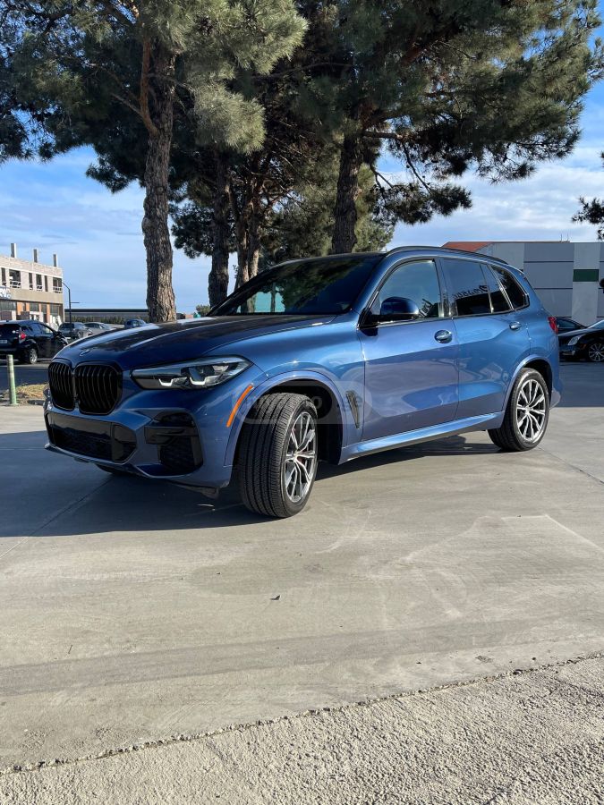 BMW X5 2022 — photo 2