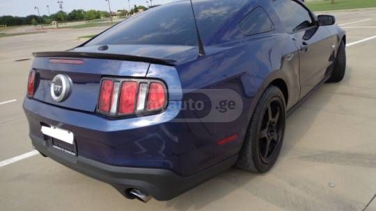 Ford Mustang 2011 — photo 2