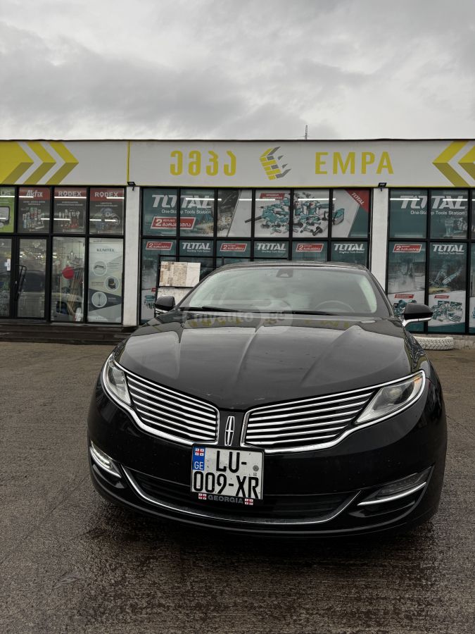 Lincoln MKZ 2014 — photo 2