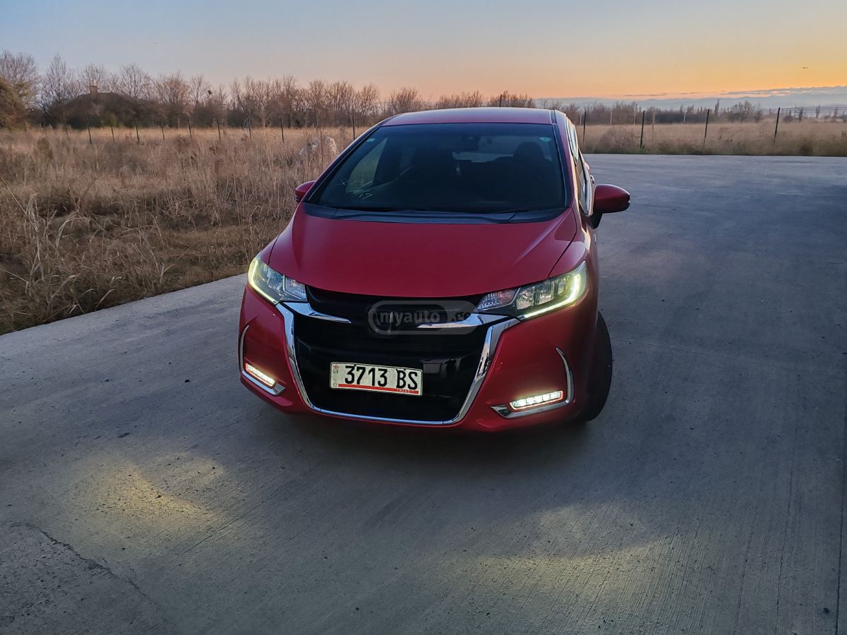 Honda Fit 2019 — photo 2