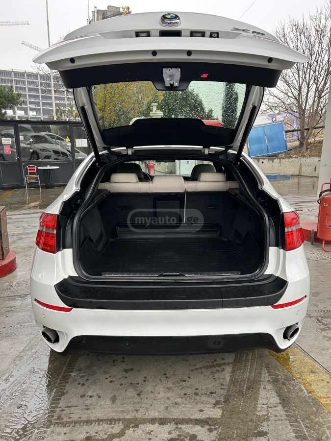BMW X6 2011 — photo 2