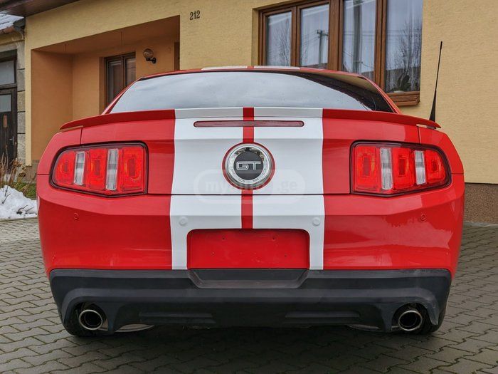 Ford Mustang 2011 — photo 2
