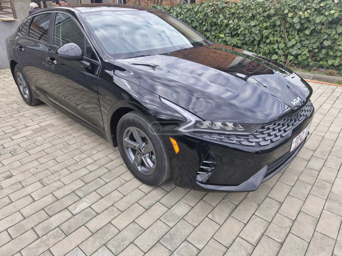 Kia K5 2022 — photo 2