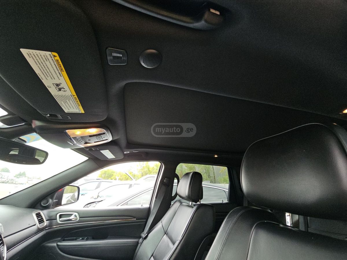 Jeep Grand Cherokee 2018 — photo 2