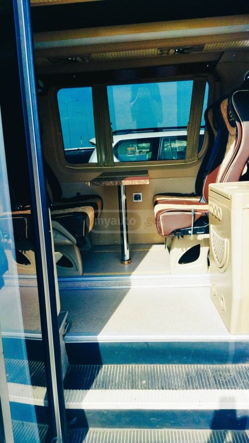 Mercedes-Benz Sprinter 2025 — photo 2