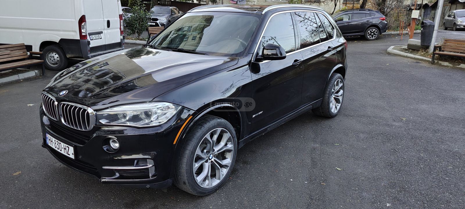 BMW X5 2017 — photo 2