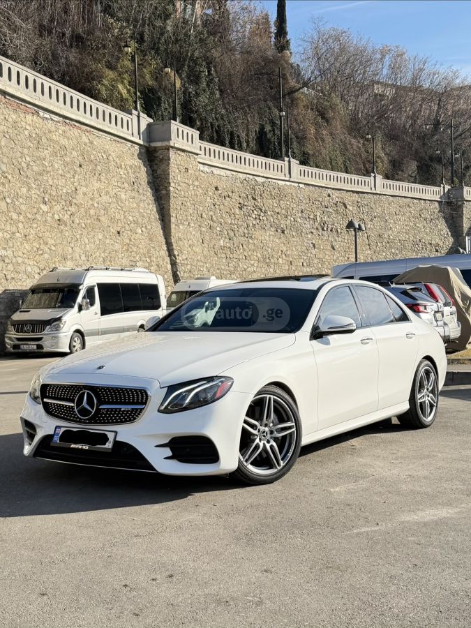 Mercedes-Benz E 350 2020 — photo 2