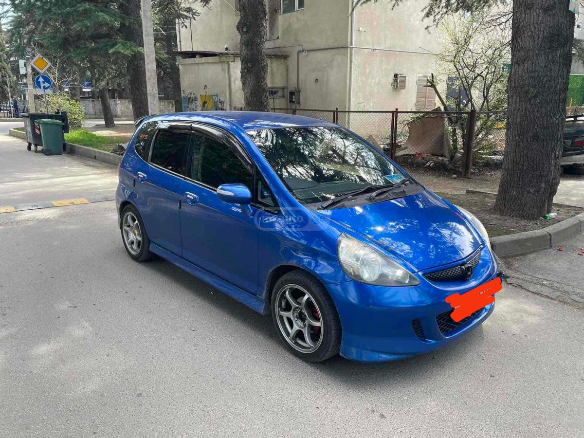 Honda Fit 2011 — photo 2