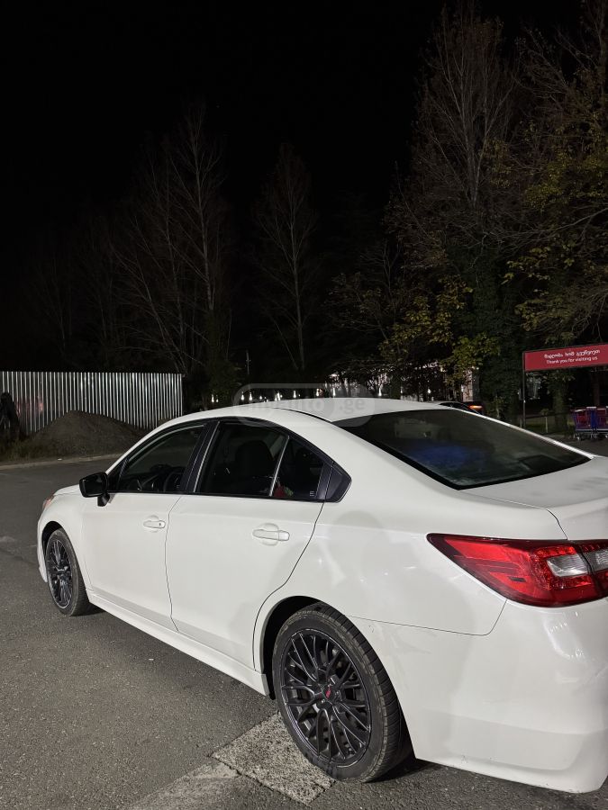 Subaru Legacy 2015 — photo 2