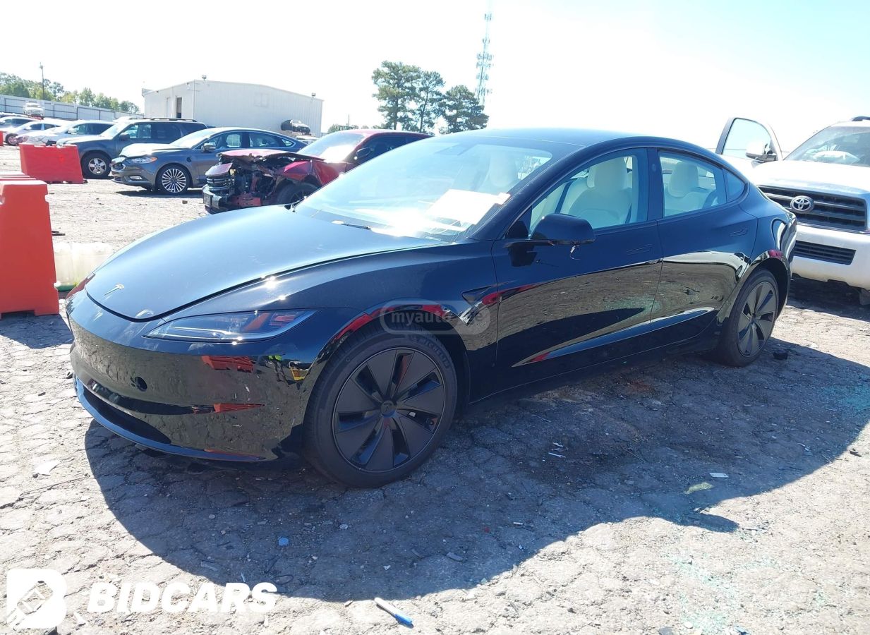 Tesla Model 3 2024 — photo 2