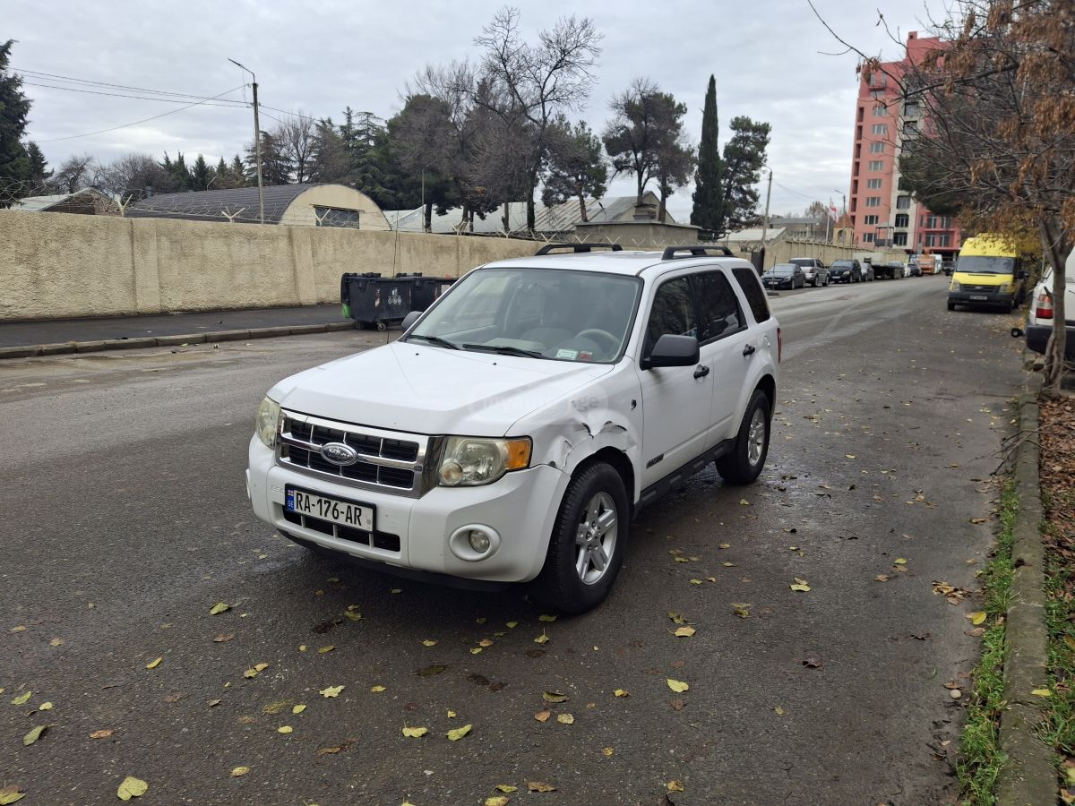 Ford Escape 2008 — photo 2